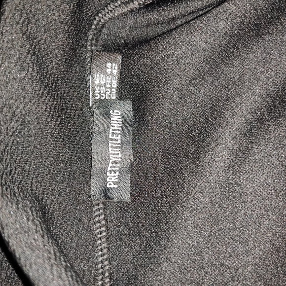 🖤✨ Pretty little things Black Wrap Dress ✨🖤 - Picture 10 of 11